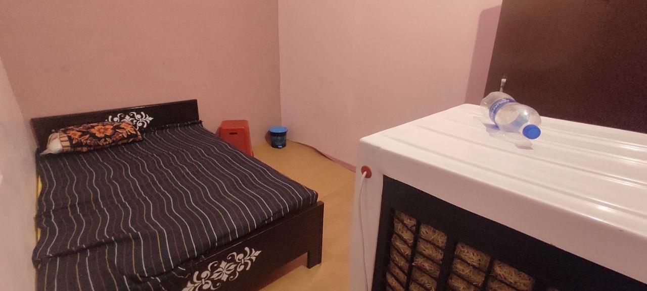 Oyo 81087 Hotel Relax Inn Hathras ภายนอก รูปภาพ